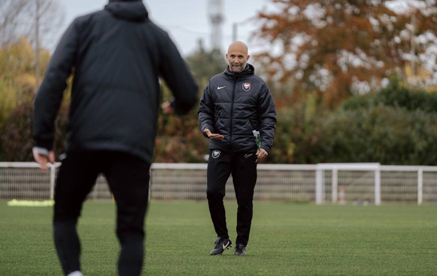 Maxime d'Ornano a convoqué un groupe de 18 joueurs pour le déplacement sur la pelouse du Stade Briochin