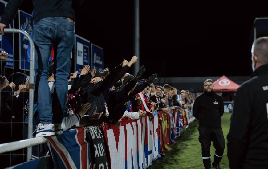 Entre 400 et 500 supporters caennais sont attendus à Valenciennes pour le déplacement anniversaire du MNK96
