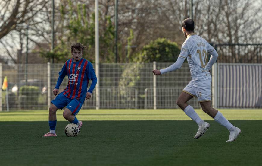 Gabin Tomé buteur avec l'équipe réserve ce week-end sur la pelouse de Sainte-Geneviève