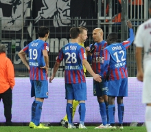 Les Normands estiment que le penalty sifflé par Olivier Thual pour une main de Dennis Appiah l'a été au-delà des deux minutes de temps additionnel annoncées par l'arbitre.