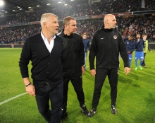 Pour patrice Garande, ici avec deux membres de son staff, Jean-Marie Huriez et Jean-Marc Branger, l'objectif du Stade Malherbe la saison prochaine reste le maintien.
