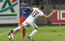A d'aller, Angel Di Maria qui tente, ici, de contrer une relance de Syam Ben Youssef avait signé un doublé au stade Michel-d'Ornano.