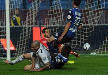 En marquant la troisième réalisation juste après l'expulsion de Ben Youssef, Vincent Bessat, auteur de son premier but sous le maillot caennais, a scellé le succès du SMC.