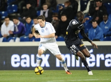 Auteur d'un but et d'une passe décisive en ce soir de février 2011, Romain Hamouma avait largement contribué à la victoire du SMC à Chaban-Delmas. Un des deux seuls succès dans l'histoire du club normand en terre bordelaise.