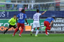 Blessé au mollet lors de la 2e journée contre Toulouse, Emmanuel Imorou effectue son retour dans le groupe. Le latéral gauche postule même à une place de titulaire.