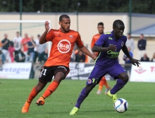 Diminué par une douleur au genou pendant cette préparation, N'Golo Kanté, toujours pas fixé sur son avenir, a disputé ses premières minutes avec le SMC cette saison.