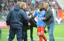 Félicité par Patrice Garande, Frédéric Petereyns et Jean-Marie Huriez après sa prestation contre Saint-Etienne, Jordan Leborgne a parfaitement réussi ses débuts chez les "pros".