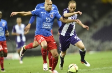 Même si Alaeddine Yahia barre la route d'Etienne Didot, le club normand n'a pu empêcher le Téfécé de se relancer dans la course au maintien.