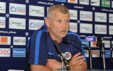 Patrice Garande lors de la conférence de presse avant OM - SM Caen.