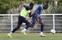 Si Hervé Bazile, touché par un deuil familial, sort du groupe, Romain Genevois, performant avec la réserve le week-end dernier, l'intègre.