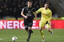 Ayant fini le match à Metz comme latéral droit, Damien Da Silva constitue une des solution pour pallier les absences conjuguées de Frédéric Guilbert et Romain Genevois.