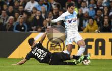 A l'image de ce tacle de Damien Da Silva dans les pieds de Karim Rekik, le Stade Malherbe a défendu chèrement sa peau au Vélodrome avant de céder à dix minutes de la fin.
