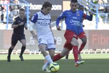 Si le secteur offensif corse a été totalement reconstruit, le bloc défensif, à l'image du capitaine Yannick Cahuzac, est composé de joueurs présents au club la saison dernière.