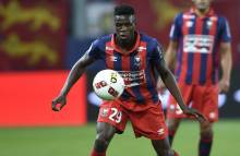 Avec la suspension de Damien Da Silva, Romain Genevois intègre le onze de départ de Patrice Garande ; une première titularisation pour l'Haïtien depuis la fin octobre.