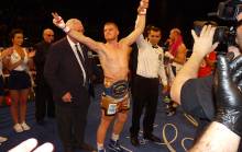 Trois semaines avant la défense de sa ceinture européenne au Zénith de Caen, samedi 24 février, le boxeur normand Maxime "Le Conquérant" Beaussire donnera le coup d'envoi fictif de la rencontre entre le Stade Malherbe et le FC Nantes.
