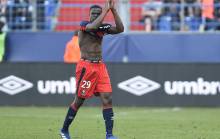 Expulsé pour une faute volontaire en position de dernier défenseur, Romain Genevois sera suspendu pour le déplacement à Nice le week-end prochain.