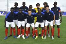 Johan Lepenant (au centre en bas) était titulaire pour la première rencontre face à l'Espagne et une victoire (2-3) mardi après-midi