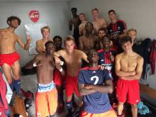Les jeunes joueurs du Stade Malherbe Caen ont pris la pause dans le vestiaire de Valenciennes après la victoire hier après-midi