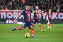 Fayçal Fajr s'est illustré en réalisant un très beau geste technique lors du match SM Caen - Lille LOSC