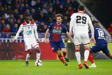 Paul Baysse et la défense du Stade Malherbe n'ont rien pu faire face aux offensives lyonnaises malgré la réduction du score de Casimir Ninga