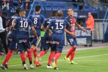 La joie de Yacine Bammou et de ses coéquipiers après l'ouverture du score samedi face à l'OGC Nice pour la première à domicile