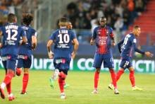 La détermination du capitaine Prince Oniangué après l'égalisation de Yacine Bammou suite au coup-franc de Fayçal Fajr