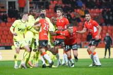 Le Stade Malherbe Caen a encaissé plus de 65% de ses buts sur coup de pied arrêté cette saison (© FC Lorient)