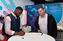 Arnold Isako était présent en Salon Connecté by Alticap et en Heineken Lounge après la rencontre face à Châteauroux