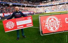 Plusieurs vainqueurs la saison dernière dont un participant qui a réussi à toucher la barre transversale depuis les 30 mètres
