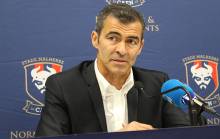 Rui Almeida s'est exprimé pour la première fois devant la presse locale ce mercredi midi aux côtés de Fabrice Clément