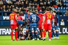 Touché en première période, Anthony Gonçalves a dû céder sa place juste avant la mi-temps face au Mans
