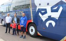 Stéphane Delcourt en compagnie de son fils aux côtés de Pascal Dupraz et Arnaud Tanguy