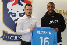 Gardien de but de 23 ans, Yannis Clémentia rejoint le Stade Malherbe Caen jusqu'à la fin de saison