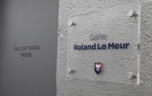 La salle de travail réservée à la presse et aux photographes vient d'être renommée salle Roland Le Meur